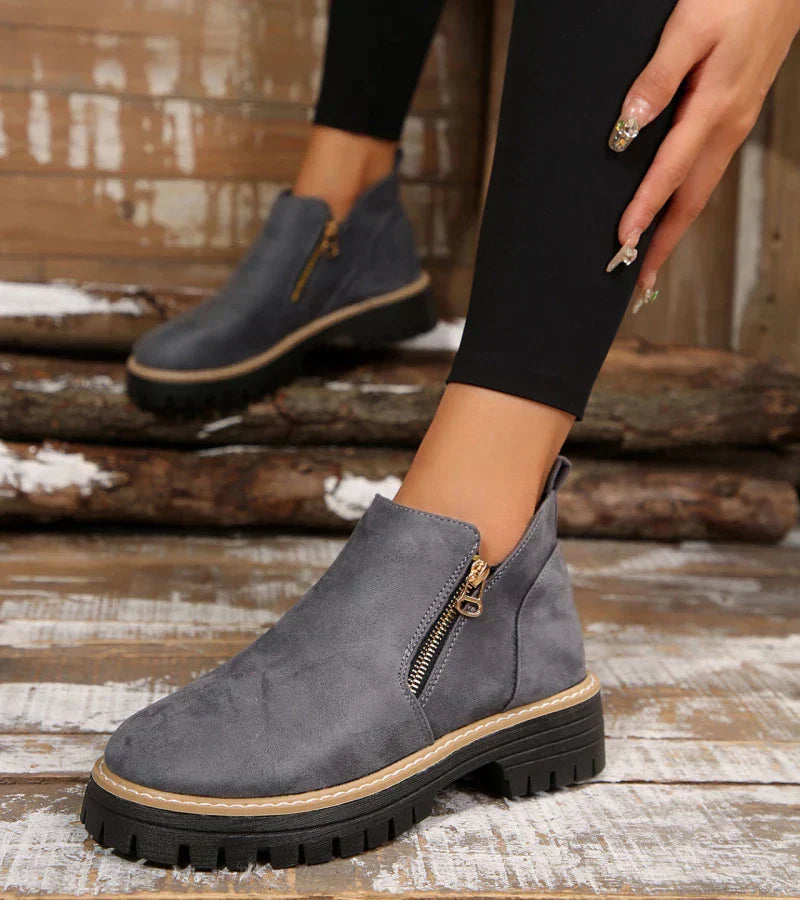Heliviane™ - Comfortable orthopedic ankle boots for women with wedge sole