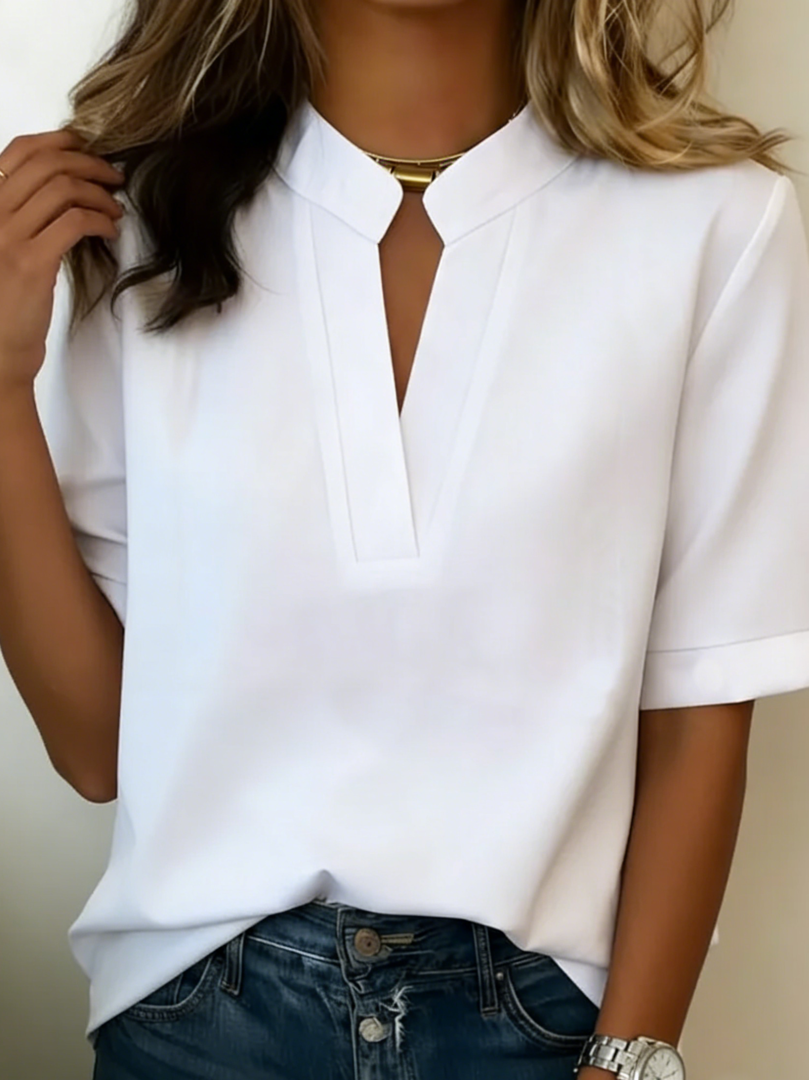 Pravine | Relaxed V-Neck Blouse