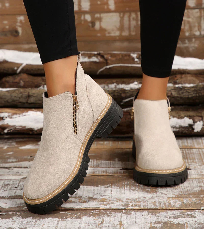 Heliviane™ - Comfortable orthopedic ankle boots for women with wedge sole
