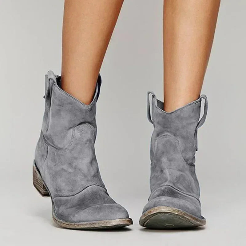 Evi - Vintage Cowboy Ankle Boots